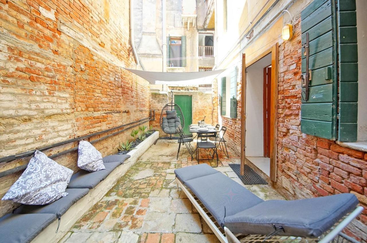 Gondola View Apartment ヴェネツィア エクステリア 写真