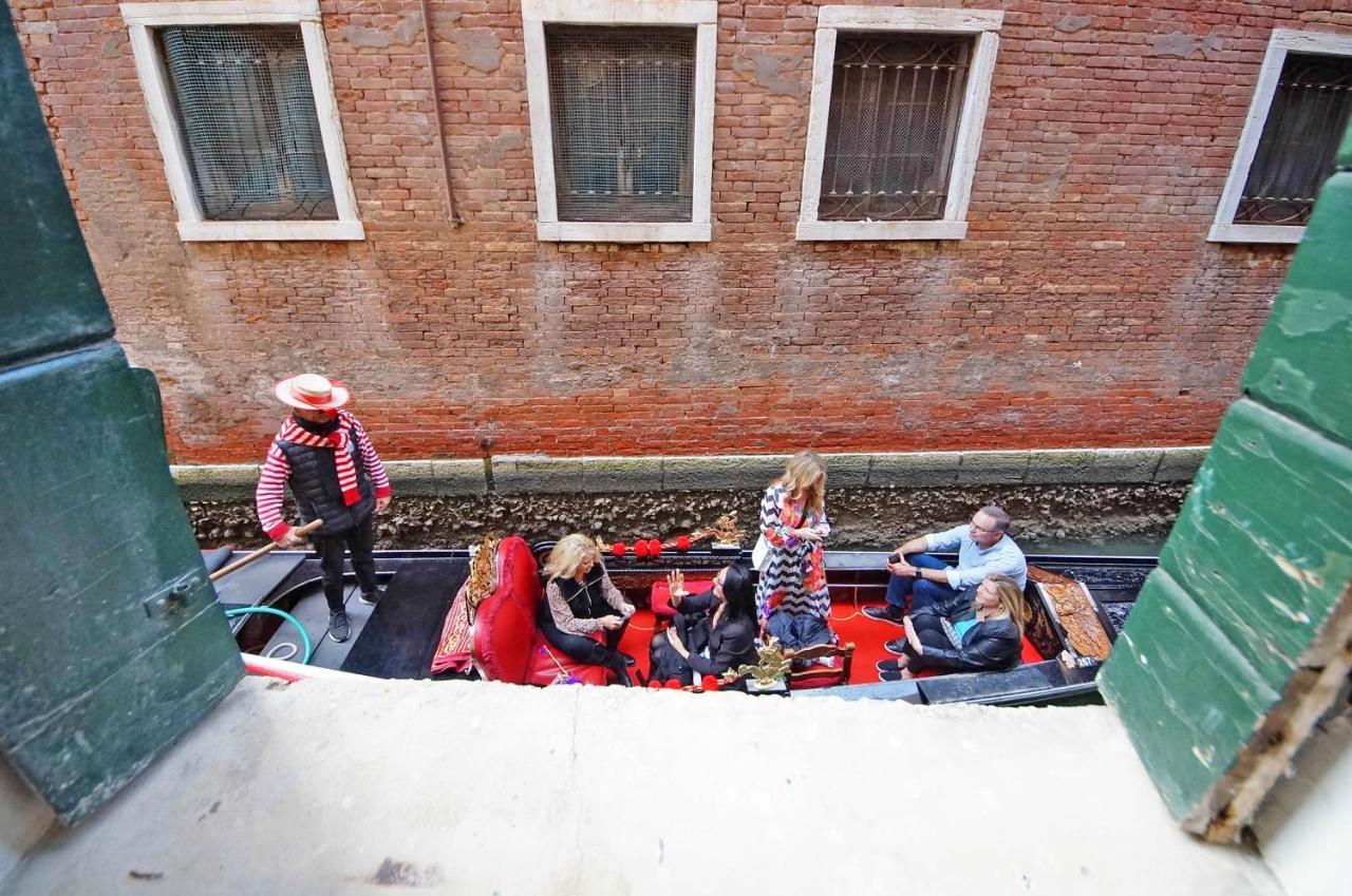 Gondola View Apartment ヴェネツィア エクステリア 写真