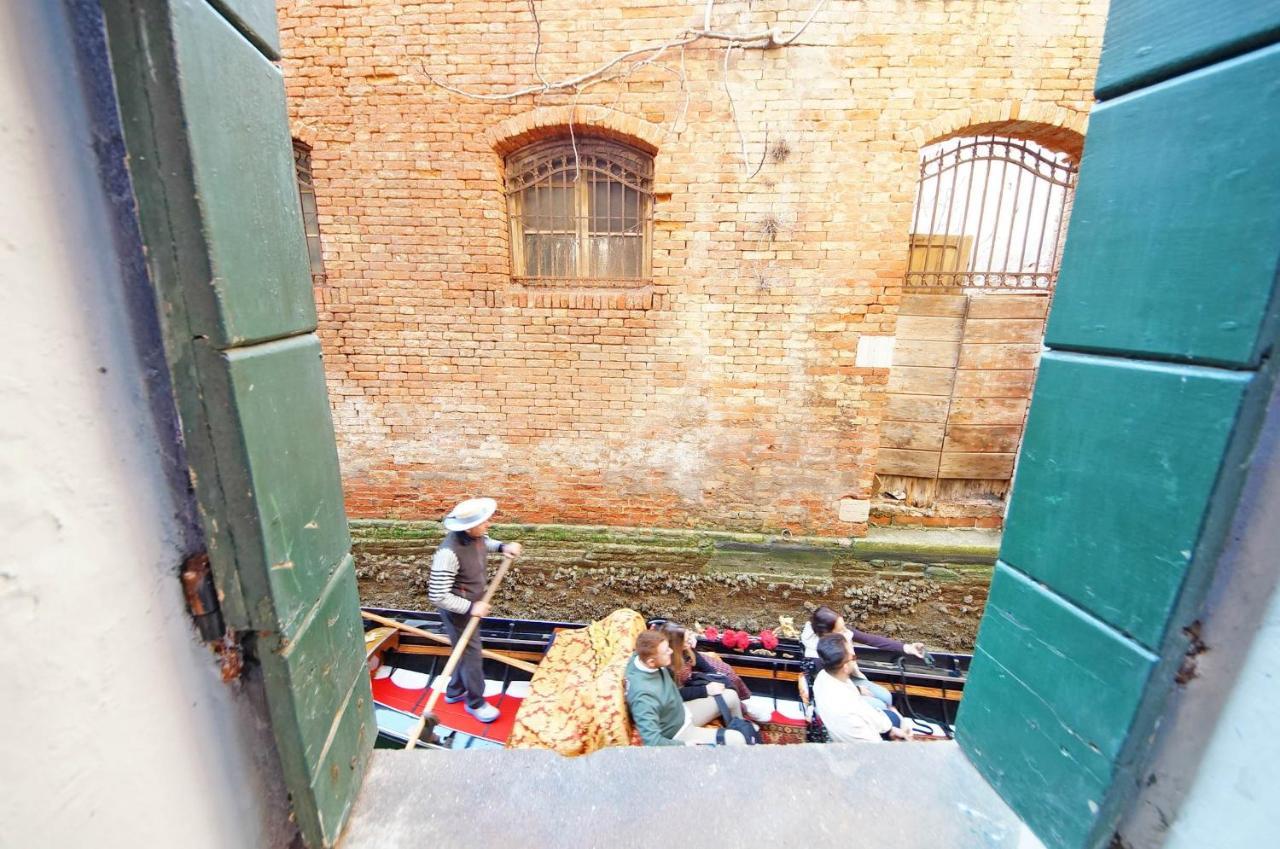 Gondola View Apartment ヴェネツィア エクステリア 写真