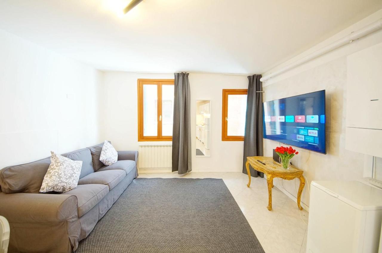 Gondola View Apartment ヴェネツィア エクステリア 写真