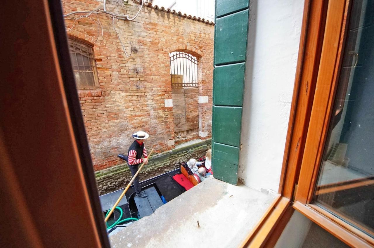 Gondola View Apartment ヴェネツィア エクステリア 写真